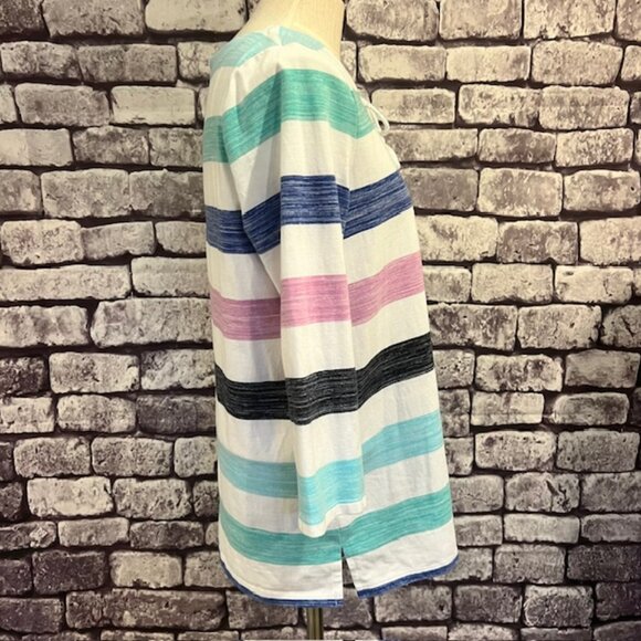 T By Talbots White, Blue & Purple 3/4 Sleeve Top Size M - Picture 8 of 9